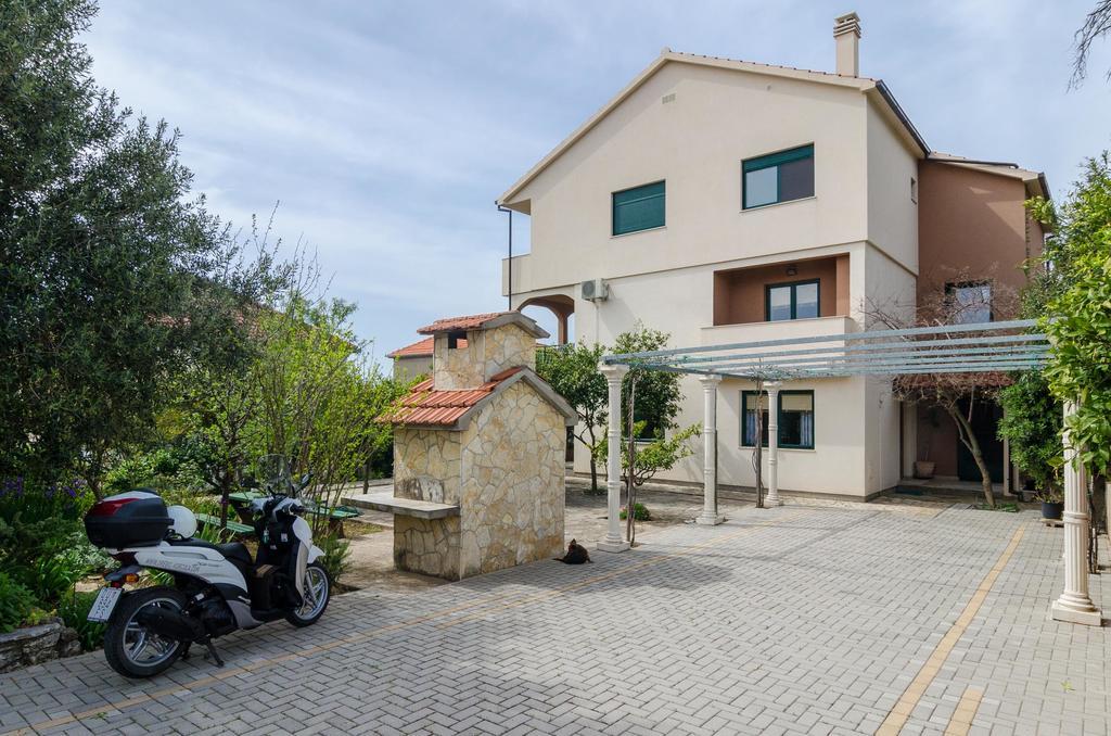 Apartments Leo أوروبيتش المظهر الخارجي الصورة